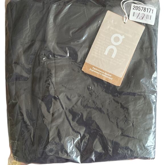 On Cloud Running Black Pull-on High Waist Pants, XL - Picture 15 of 16